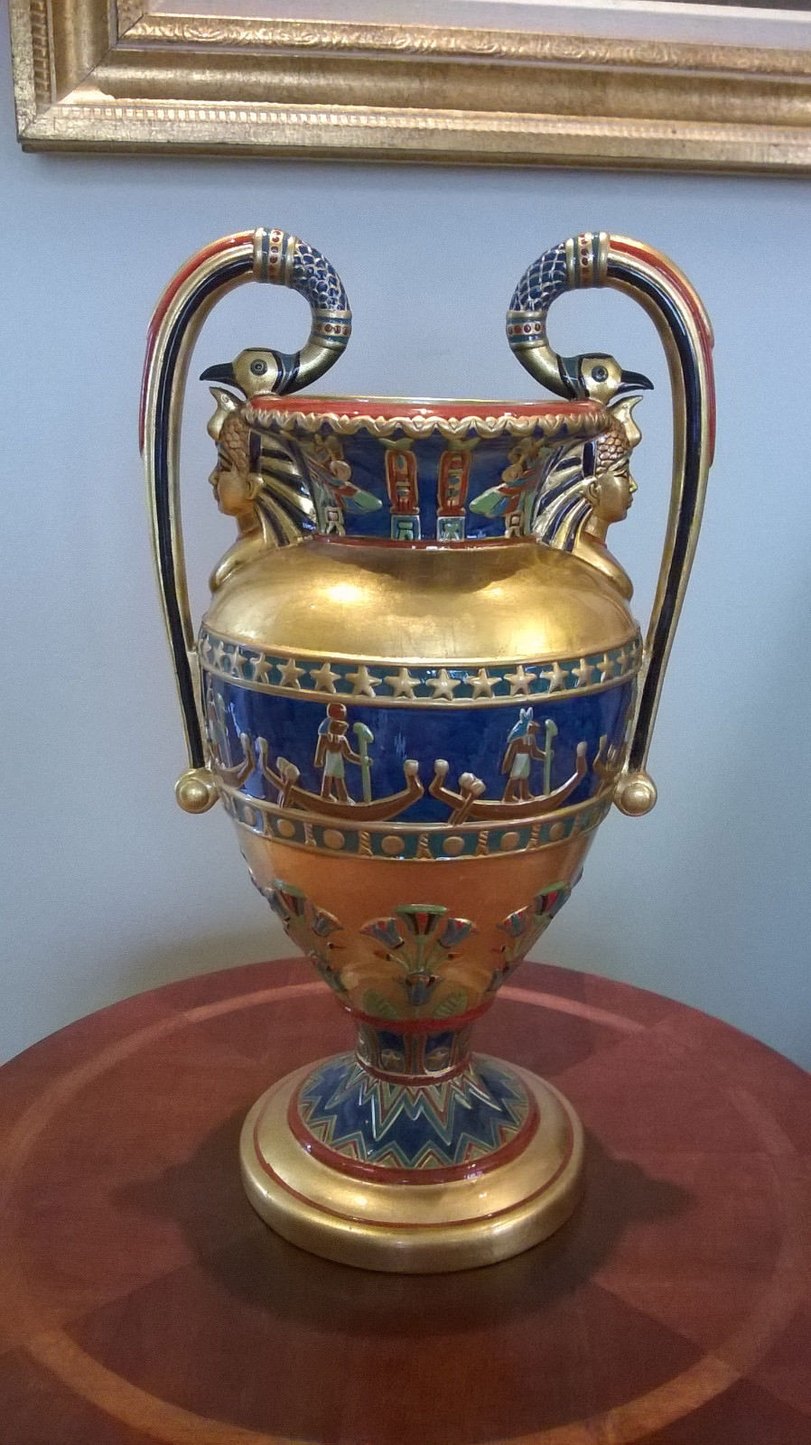 Vases style égyptien : les modèles parmi les plus chers sur eBay